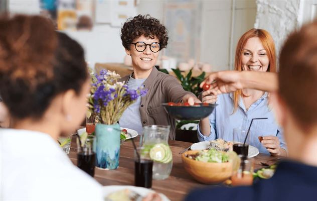 Frokostordning sikrer sundhed og trivsel på arbejdspladsen